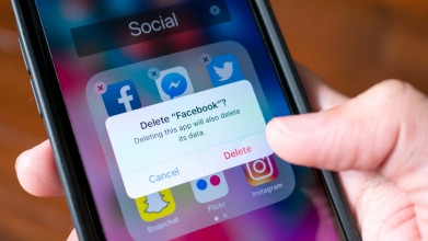 Facebook user deleting Facebook application on cell phone