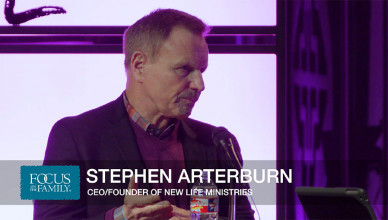 Stephen Arterburn, host of Christian counseling talk show New Life Live!