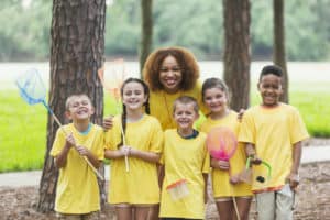 volunteer with kids in foster care