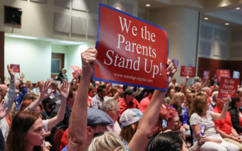 Large group of parents protesting at Loudoun County, Virginia school board meeting