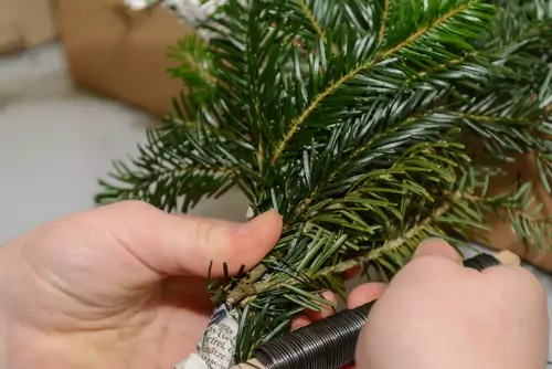 Making an Advent Wreath