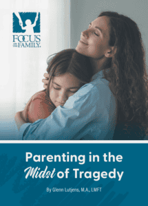 Cover of the booklet "Parenting in the Midst of Tragedy"