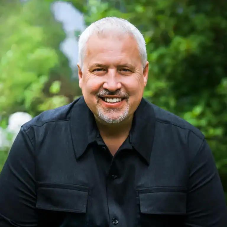 Greg Smalley